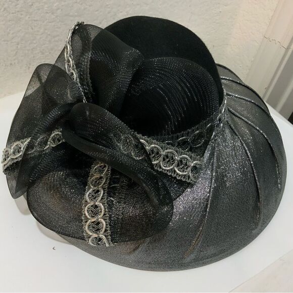 Vintage Floppy Hat by M. David - Picture 5 of 8